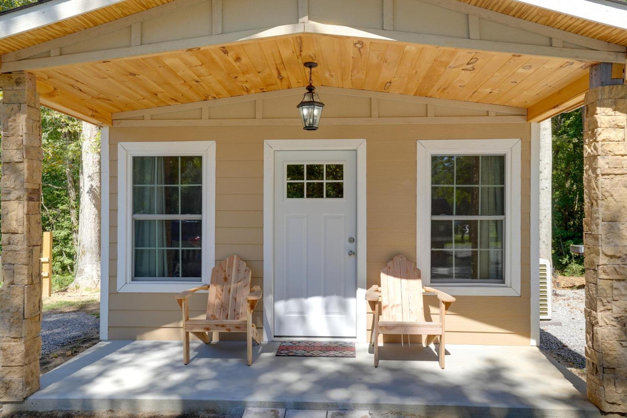 Lakeside Trenton Cabin On 7-Acre Property! Luaran gambar